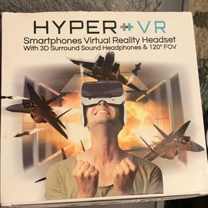 virtual reality headset with surround sound
